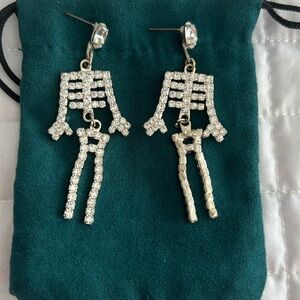 Skelton earrings silver